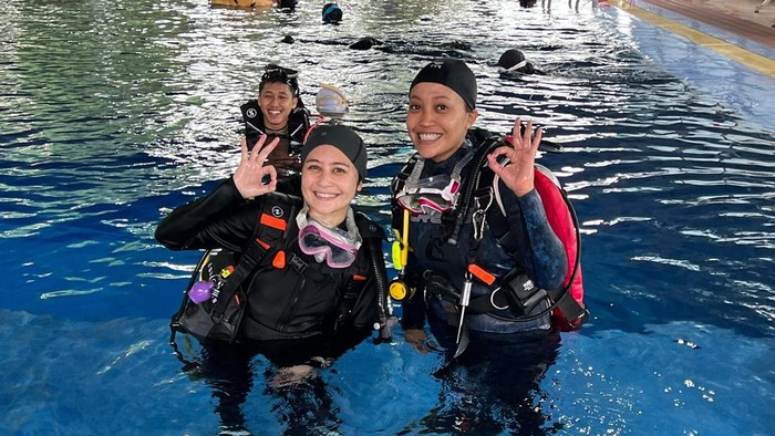 Prilly Latuconsina Alami Bengkak Gendang Telinga Saat Training Rescue Diver