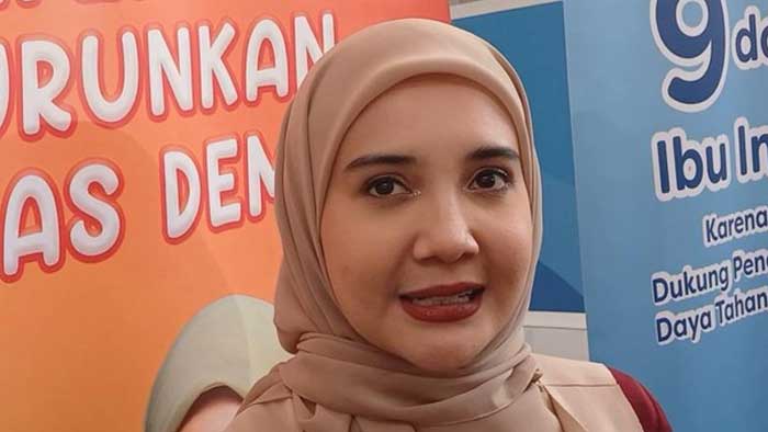 Zaskia Sungkar Posting Garuda Biru, Klarifikasi soal Terima Uang dan Kerja