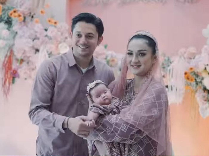 Tengku Dewi Akui Komunikasi Membaik dengan Andrew Andika