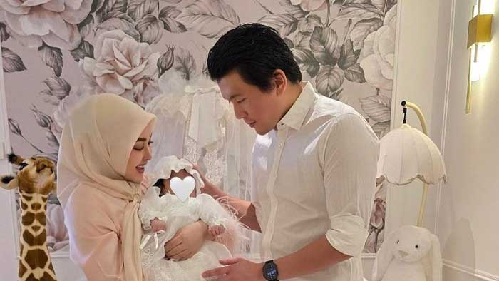 Syahrini Belajar Banyak Hal Baru Usai Punya Anak