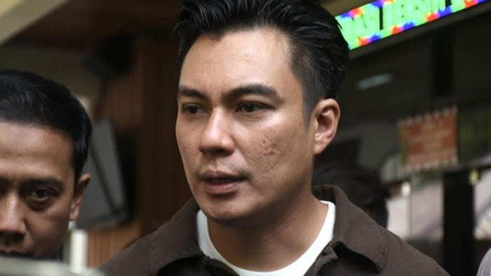 Baim Wong Berduka, Ayahanda Meninggal Dunia