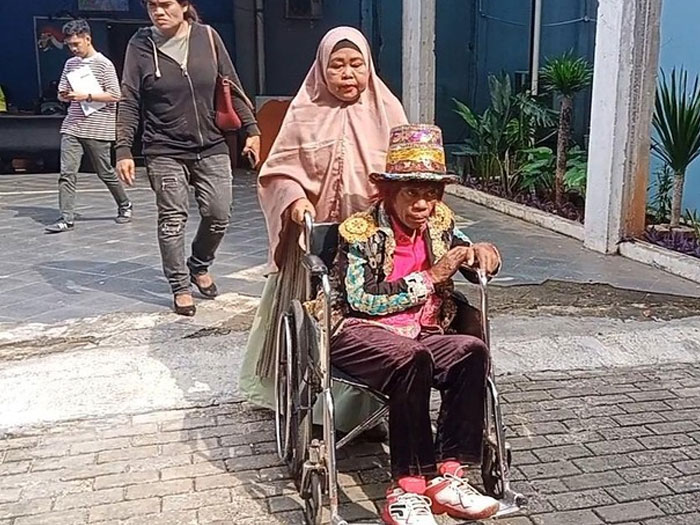 Kebahagiaan Pak Tarno Usai Tinggal Bareng Istri Lagi